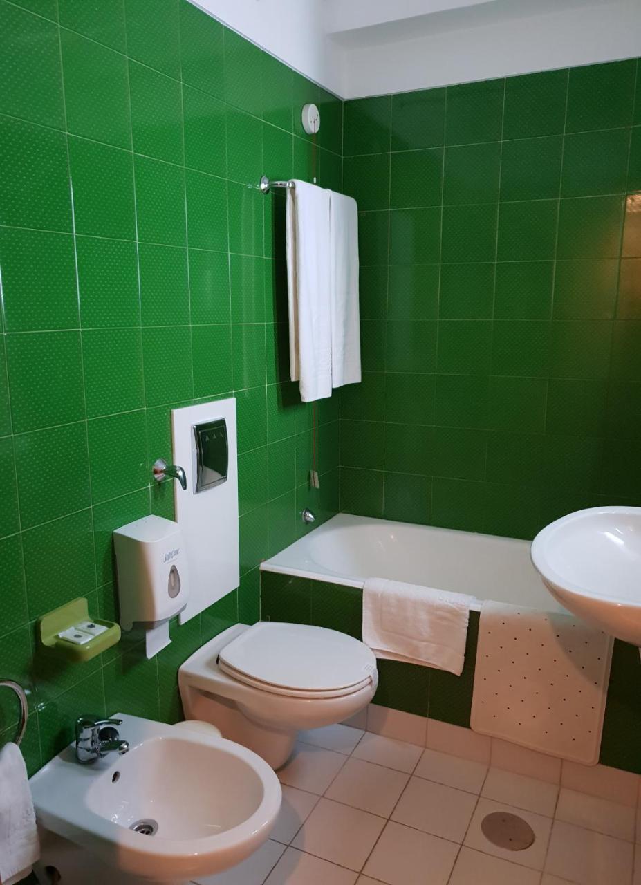 Luso Brasileiro Hotel Povoa de Varzim Luaran gambar