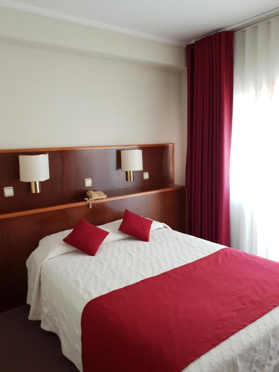 Luso Brasileiro Hotel Povoa de Varzim Luaran gambar